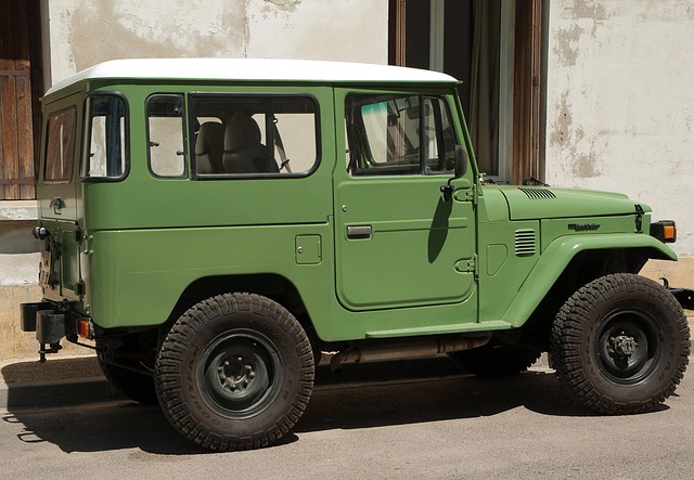 4x4-truck-640x480-98041698.jpeg